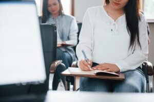 Scopri di più sull'articolo Centro Studi Telesio: la formazione su misura che cambia il tuo futuro